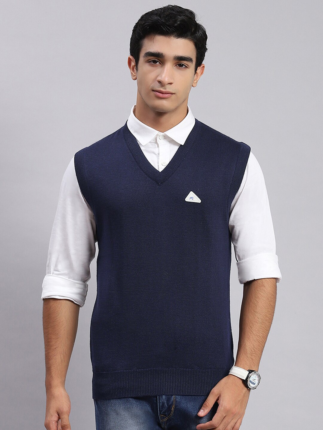 

Monte Carlo V-Neck Woollen Sweater Vest, Navy blue