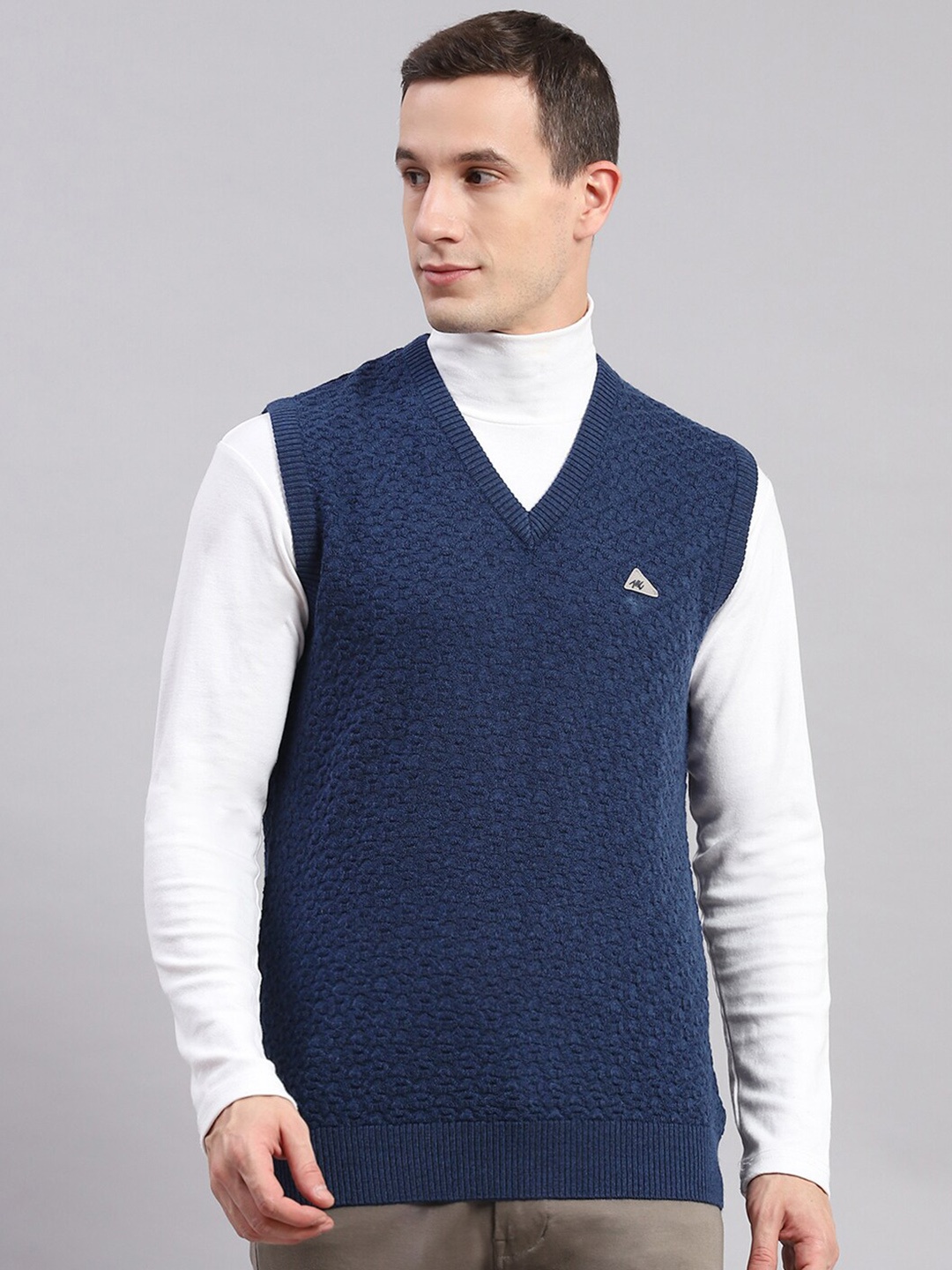 

Monte Carlo Cable Knit Self Design V-Neck Woollen Sweater Vest, Blue