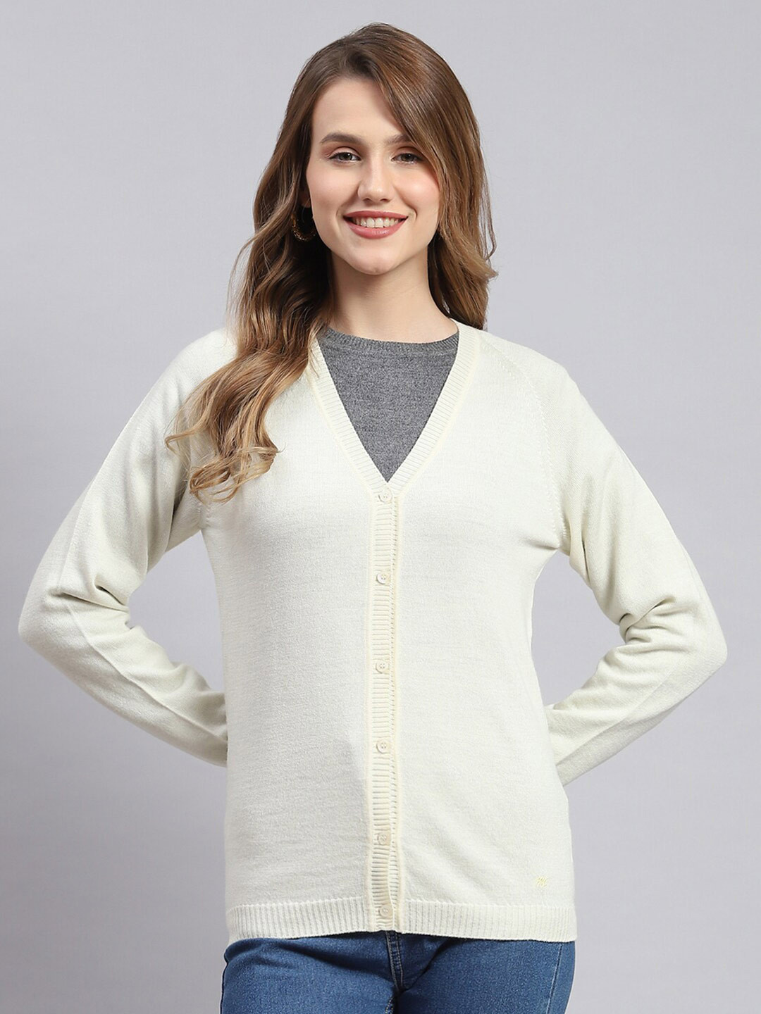 

Monte Carlo V-Neck Woollen Cardigan, Off white
