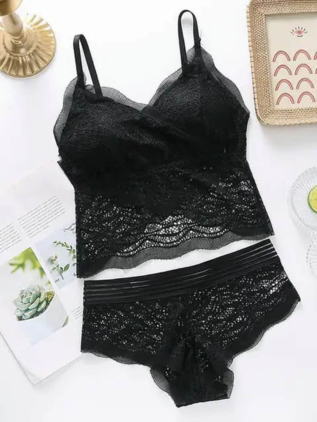 

Krelin Laced Lightly-Padded Lingerie Set BRA-3536-BLK, Black