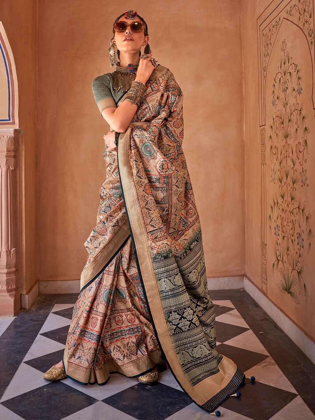 

Saree mall Ethnic Motifs Woven Design Zari Detail Sarees, Beige