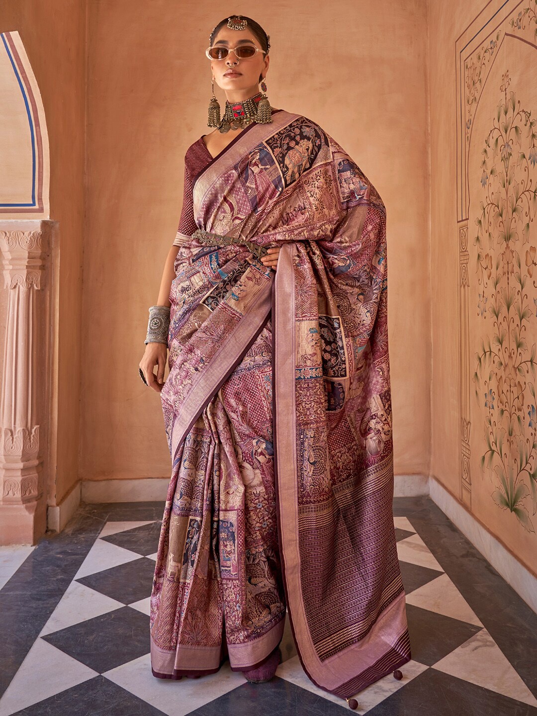 

Saree mall Kalamkari Printed Zari Sarees, Brown
