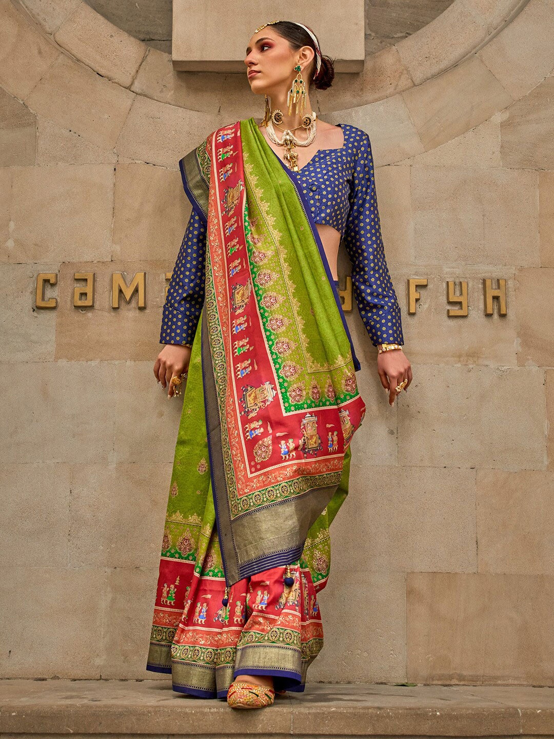 

Saree mall Ethnic Motifs Woven Design Zari Silk Blend Banarasi Sarees, Green