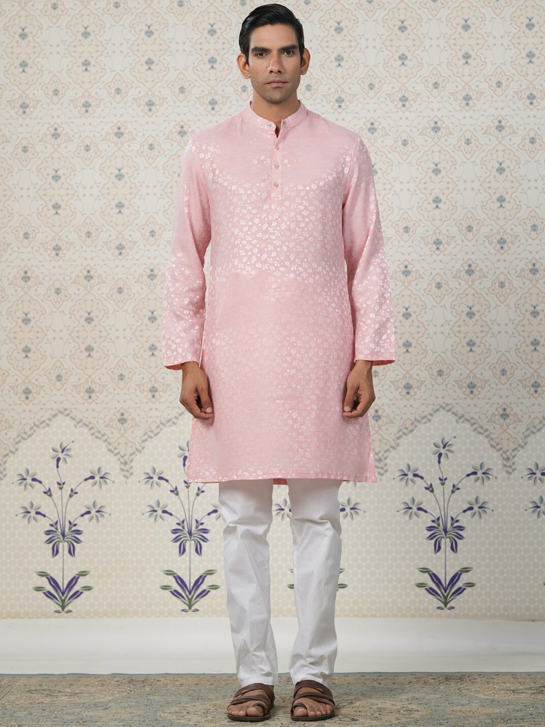 

Ode by House of Pataudi Floral Woven Design Straight Kurta, Pink