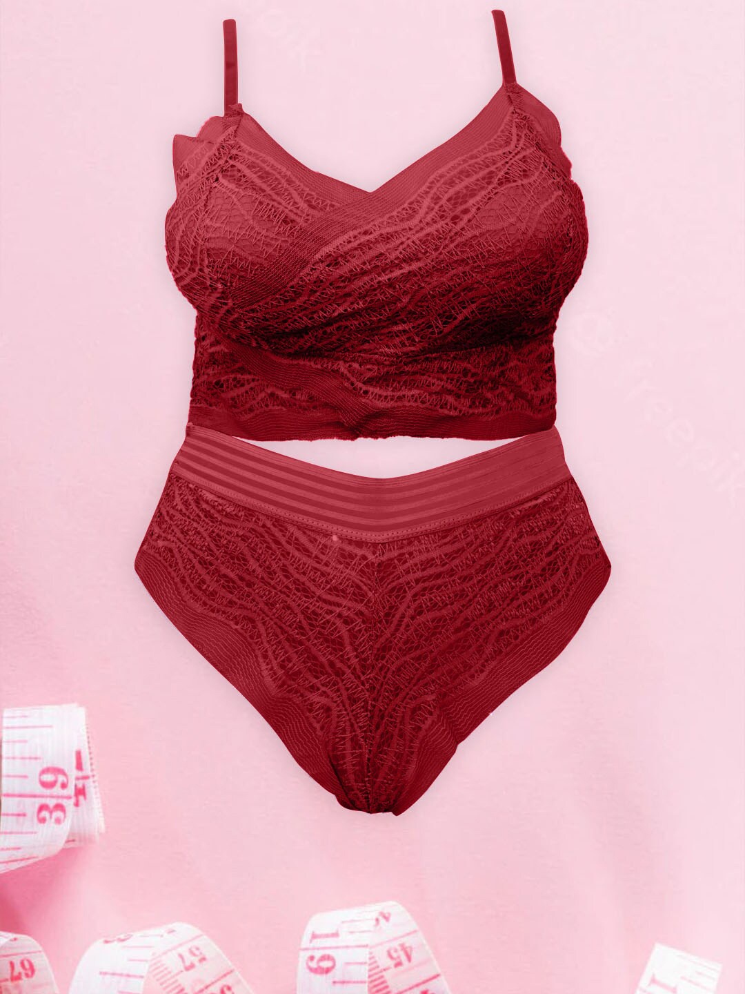 

VAGHBHATT Lightly Padded Non Wired Lace Lingerie Set, Red
