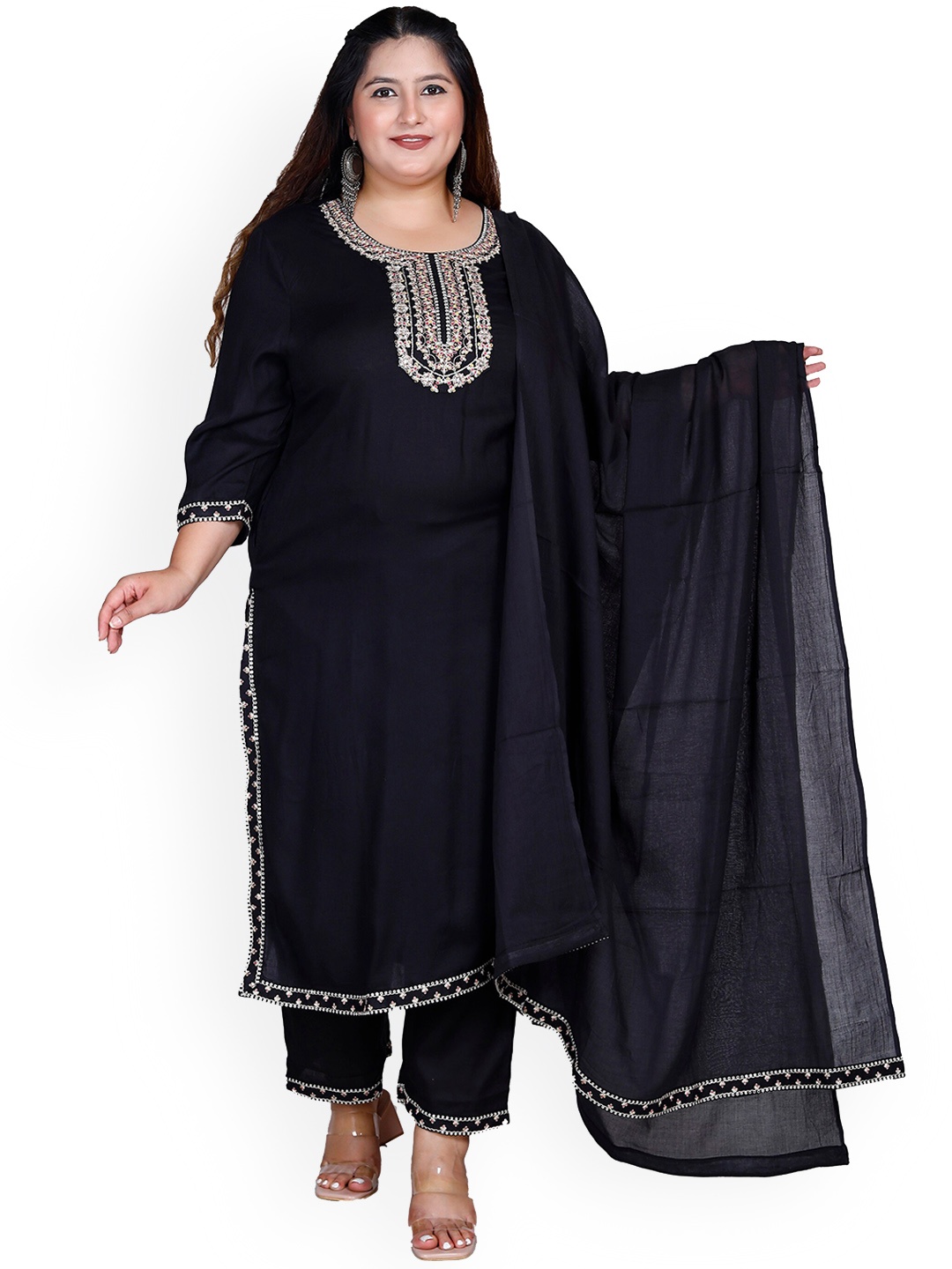 

PNEHA Plus Size Ethnic Motifs Yoke Design Aari Work Kurta & Trousers With Dupatta, Black
