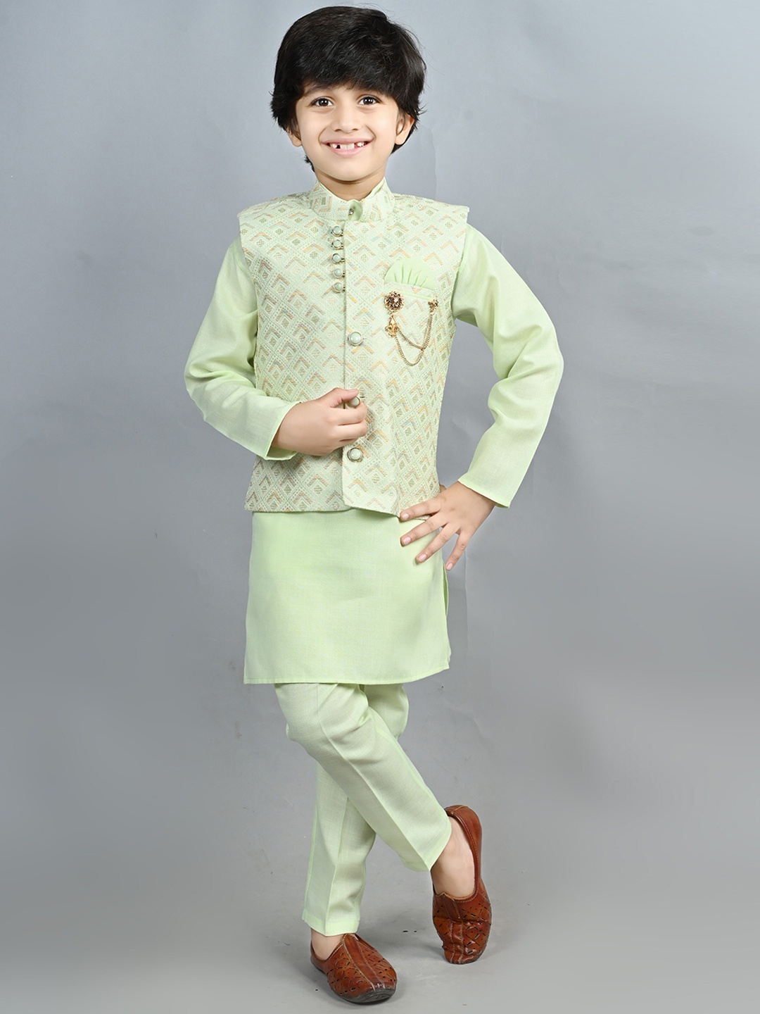 

ahhaaaa Boys Woven Design Sherwani, Green