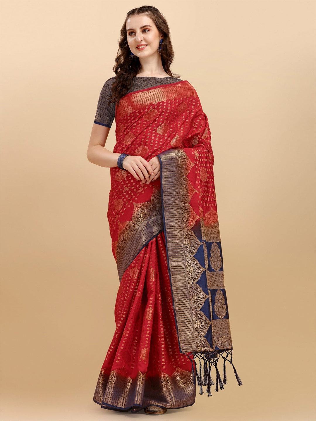 

ALAGINI Ethnic Motifs Woven Design Zari Banarasi Saree, Red