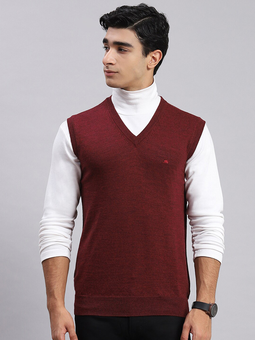 

Monte Carlo V-Neck Sleeveless Pure Wool Sweater Vest, Maroon