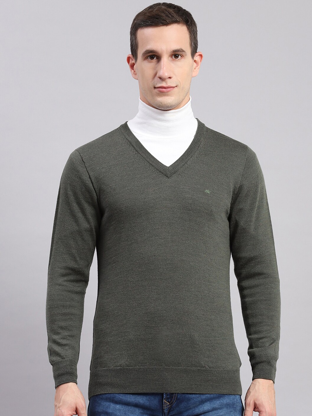 

Monte Carlo Ribbed V-Neck Pure Woollen Pullover, Olive