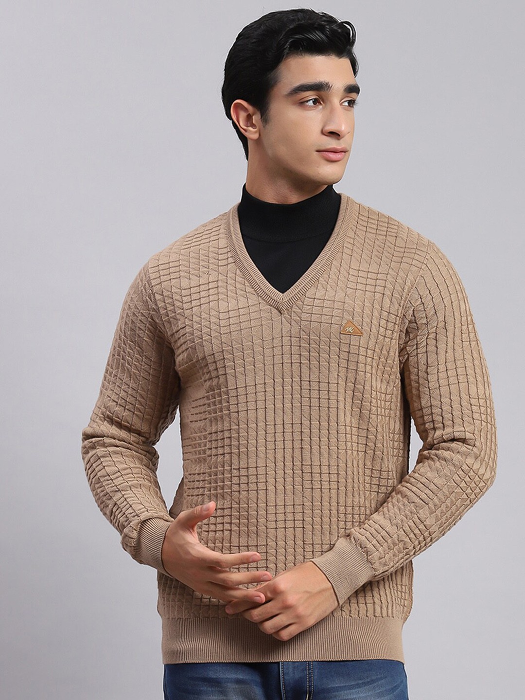 

Monte Carlo Checked V-Neck Woollen Pullover, Camel brown