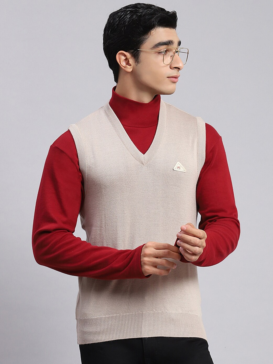 

Monte Carlo V- Neck Ribbed Pure Woollen Sweater Vest, Beige