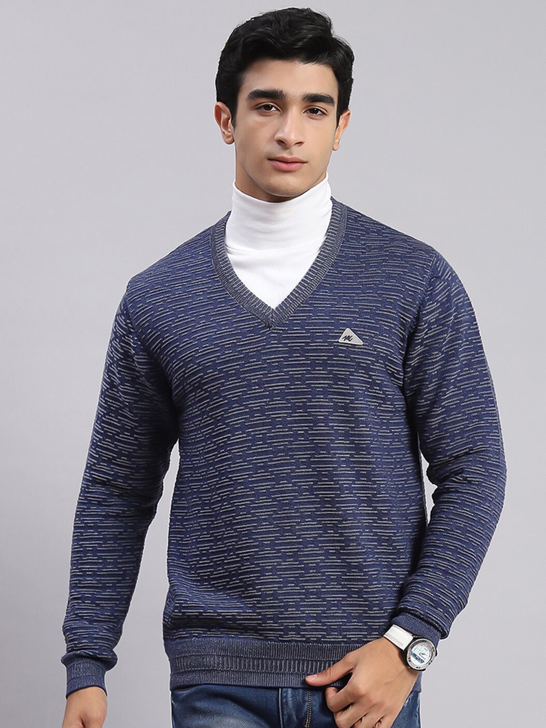 

Monte Carlo Self Design V-Neck Woollen Pullover, Blue