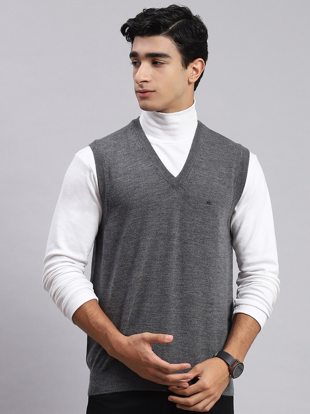

Monte Carlo V- Neck Ribbed Pure Woollen Sweater Vest, Grey