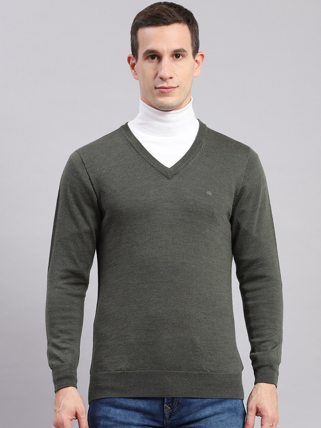

Monte Carlo Men V-Neck Woollen Pullover, Olive