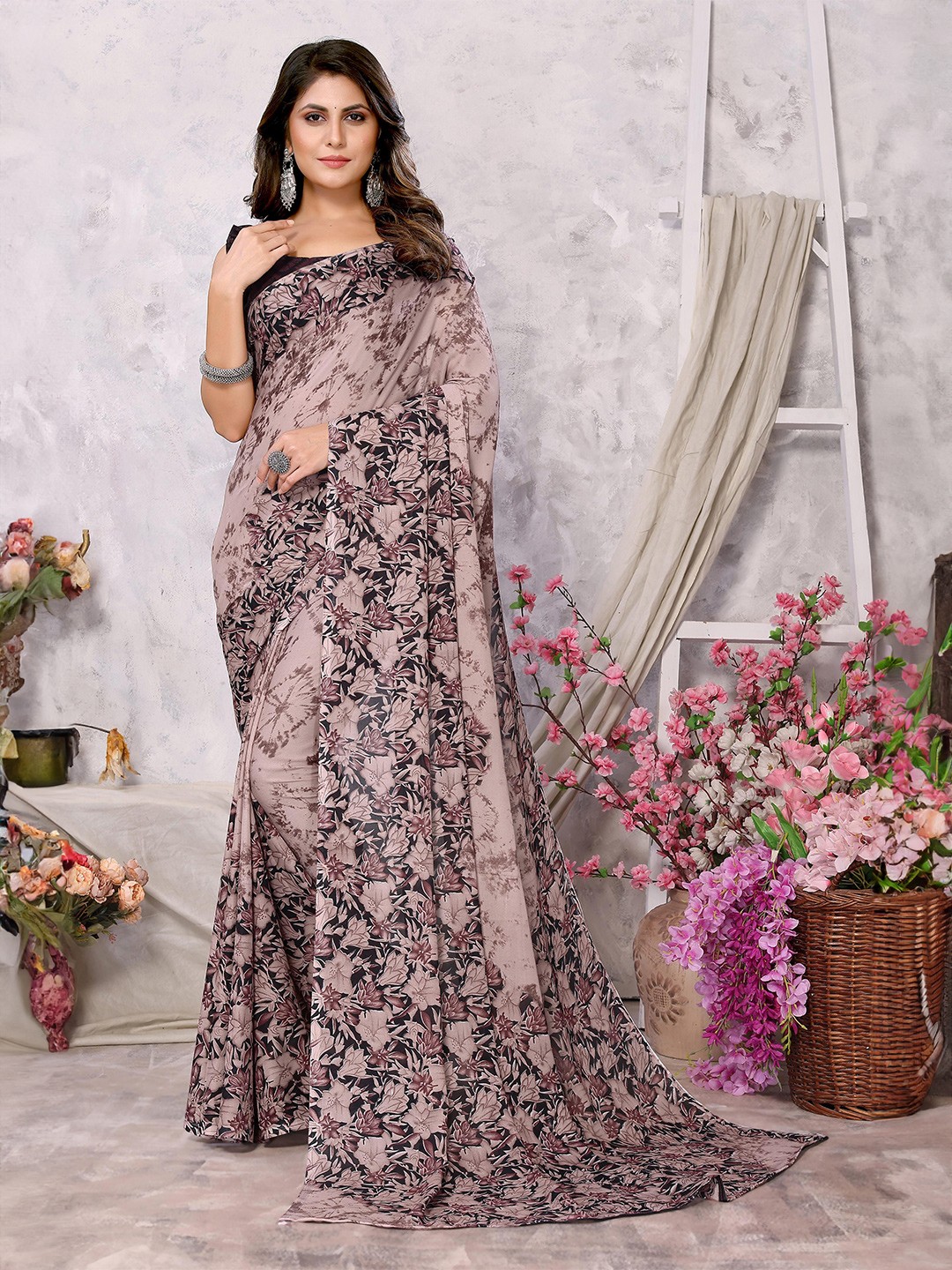 

KALINI Floral Printed Poly Georgette Saree, Brown