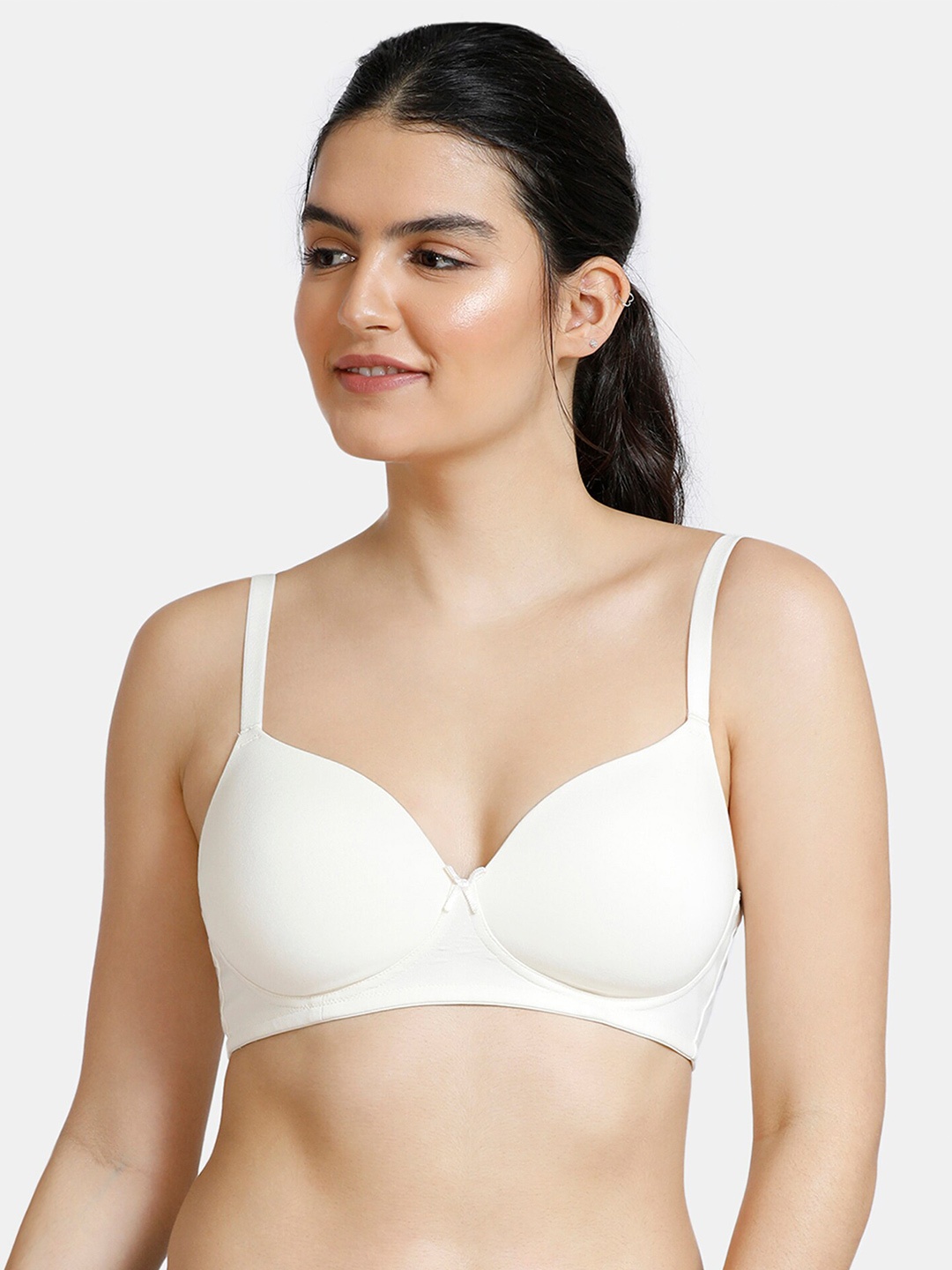 

Zivame Lightly Padded Non-Wired Medium Coverage Seamless T-Shirt Bra With All Day Comfort, White