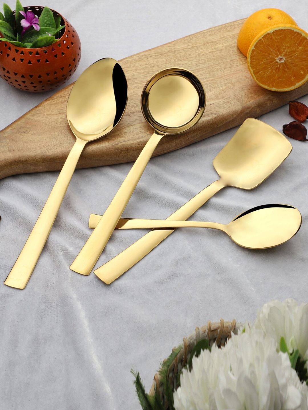 

FNS 4 Pieces Golden Rust Proof Cutlery, Gold