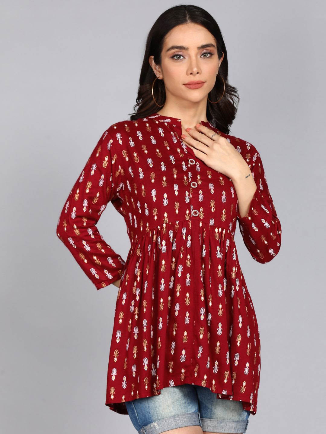 

ftDiva Ethnic Motifs Printed Straight Kurti, Maroon