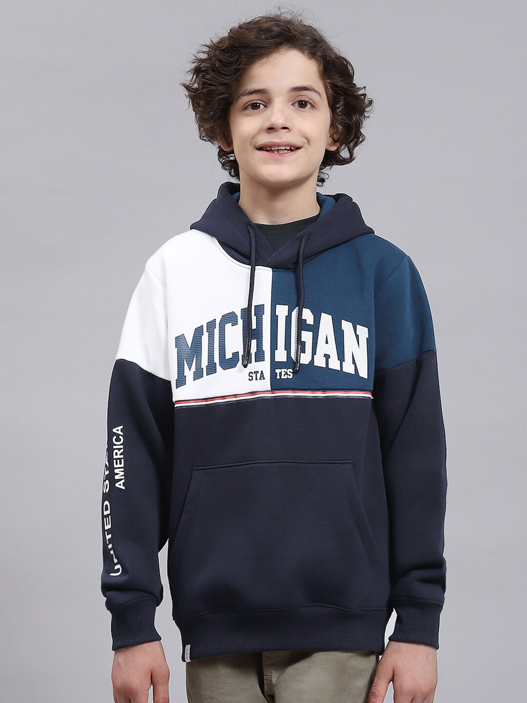 

Monte Carlo Boys Colourblocked Hooded Cotton Pullover Sweatshirt, Navy blue