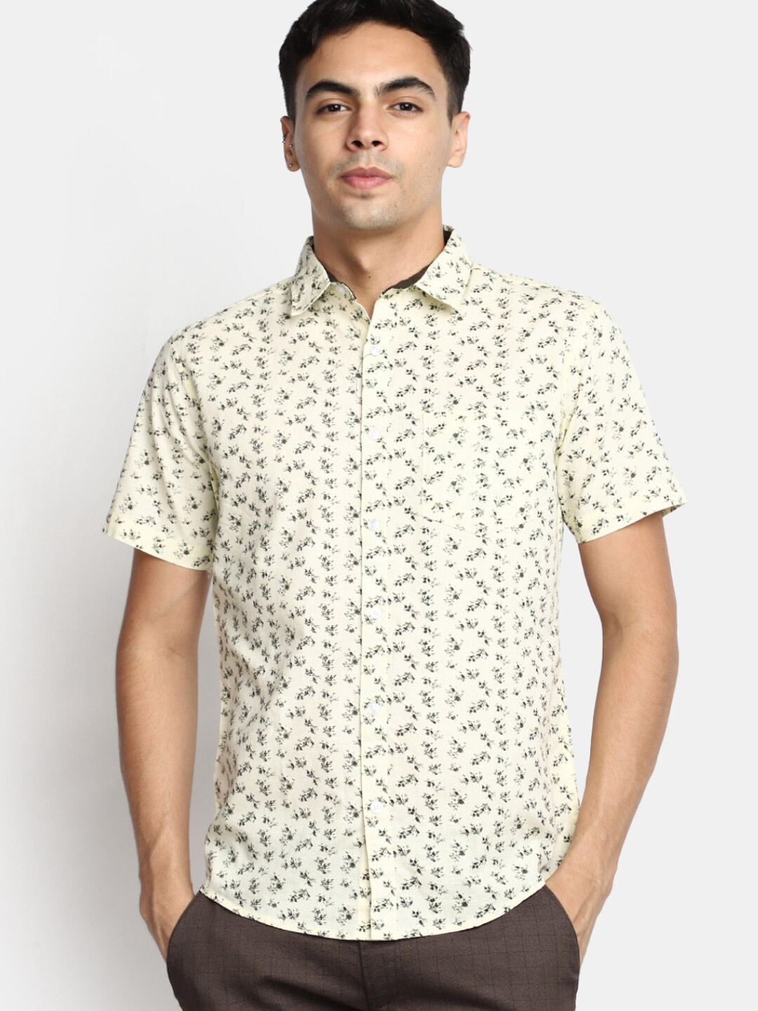 

V-Mart Slim Fit Floral Printed Cotton Casual Shirt, Beige
