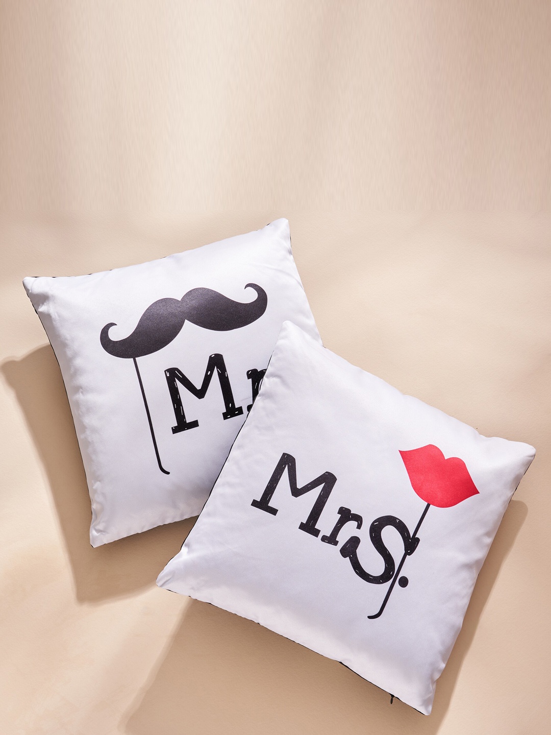 

Home Centre 2 Pieces Printed Velvet Reversible Filled Cushion, Off white