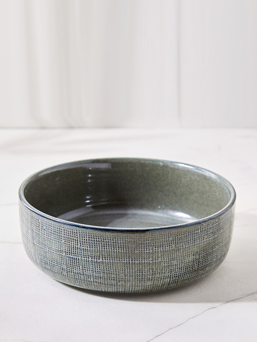 

Home Centre Cerradura Grey Textured Stoneware Serving Bowl 600 ml