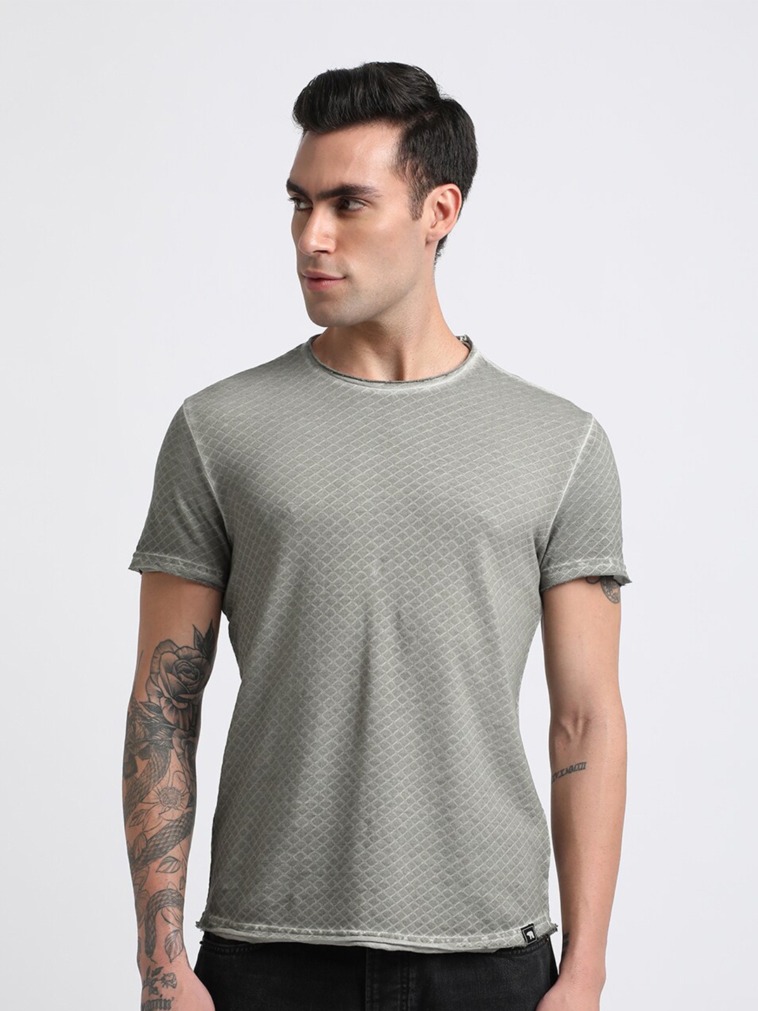 

THE BEAR HOUSE Slim Fit Geometric Printed Raw Edge Pure Cotton T-shirt, Grey