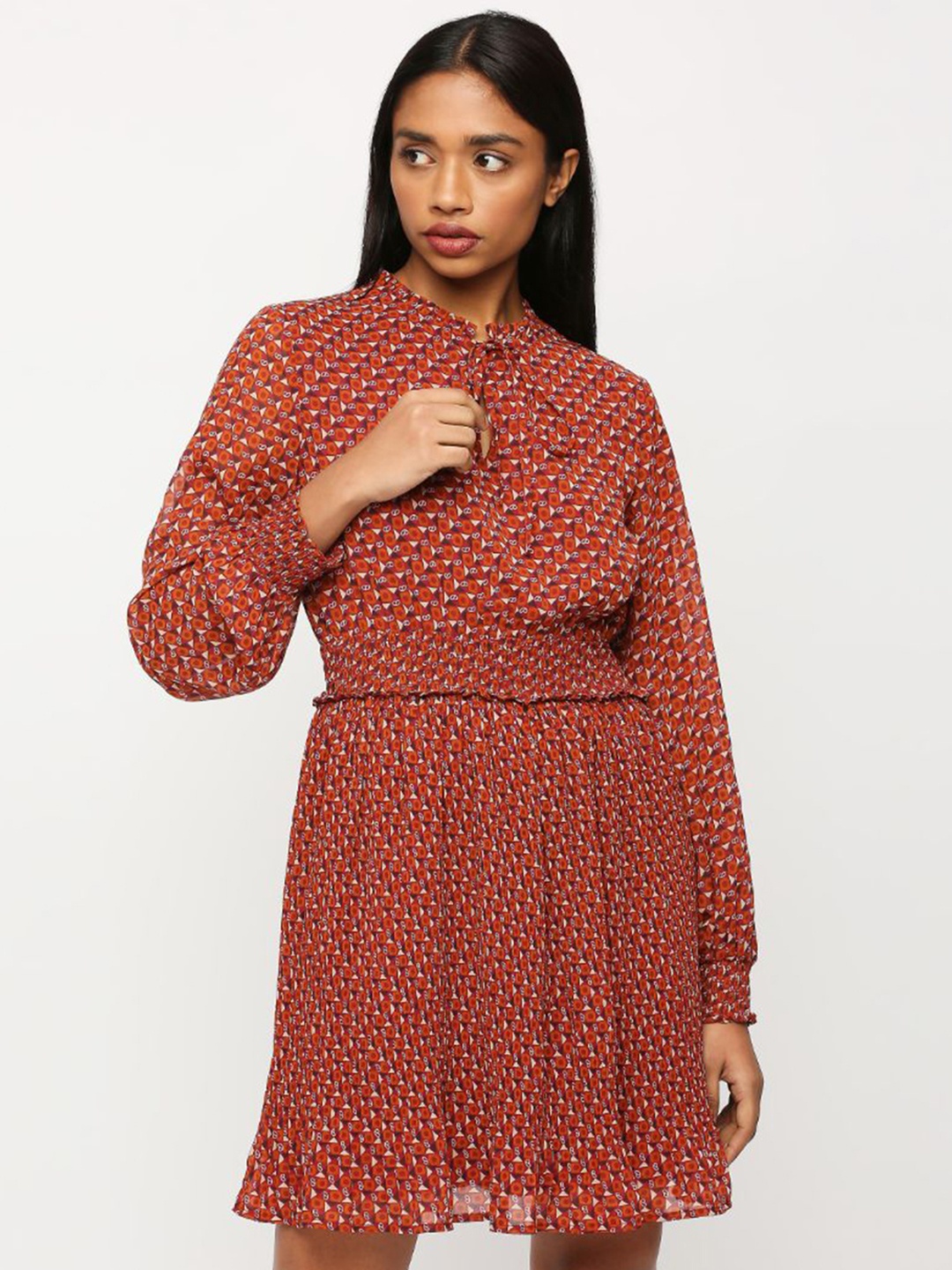 

Pepe Jeans Geometric Printed Tie-Up Neck Fit & Flare Dress, Red