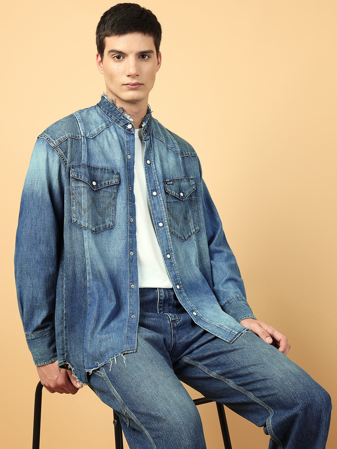 

Wrangler Opaque Faded Cotton Casual Shirt, Blue