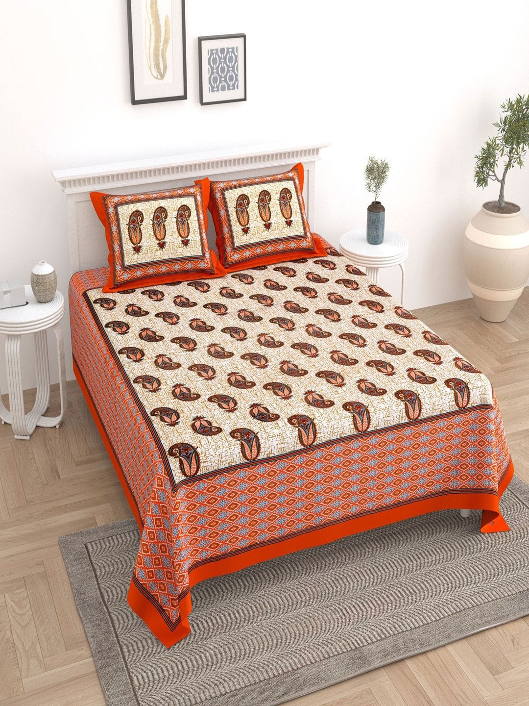 

UNIQCHOICE Red & White Floral Cotton 180 TC King Bedsheet With 2 Pillow Covers