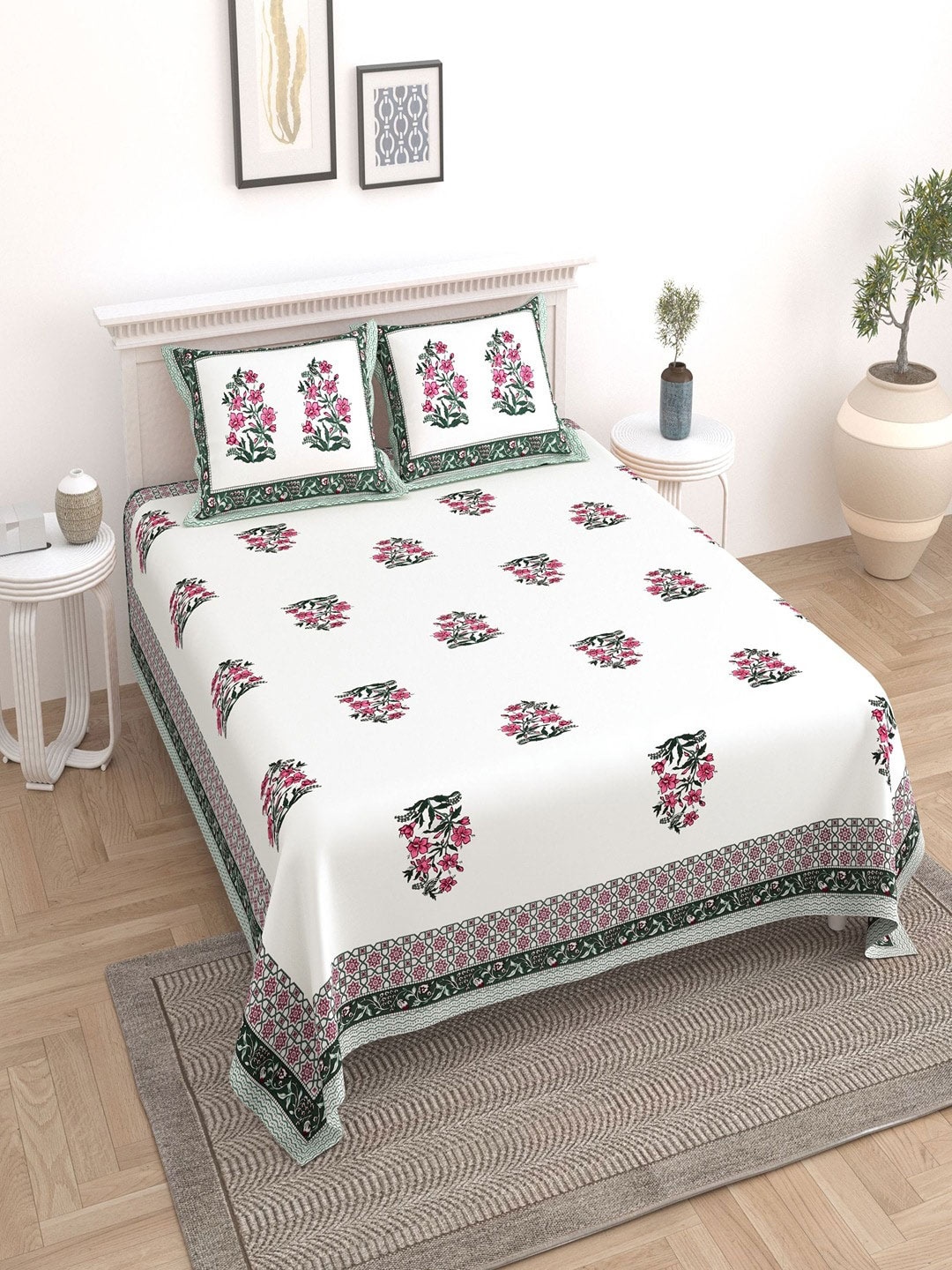 

UNIQCHOICE Green & Pink Floral Cotton 180 TC King Bedsheet With 2 Pillow Covers