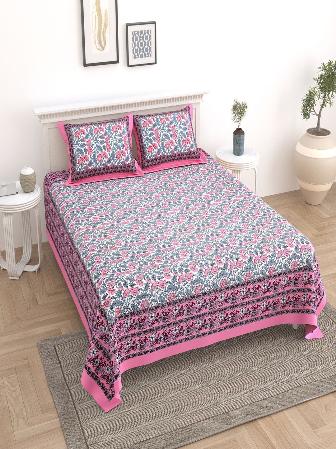 

UNIQCHOICE Pink & Blue Floral Cotton 180 TC King Bedsheet With 2 Pillow Covers