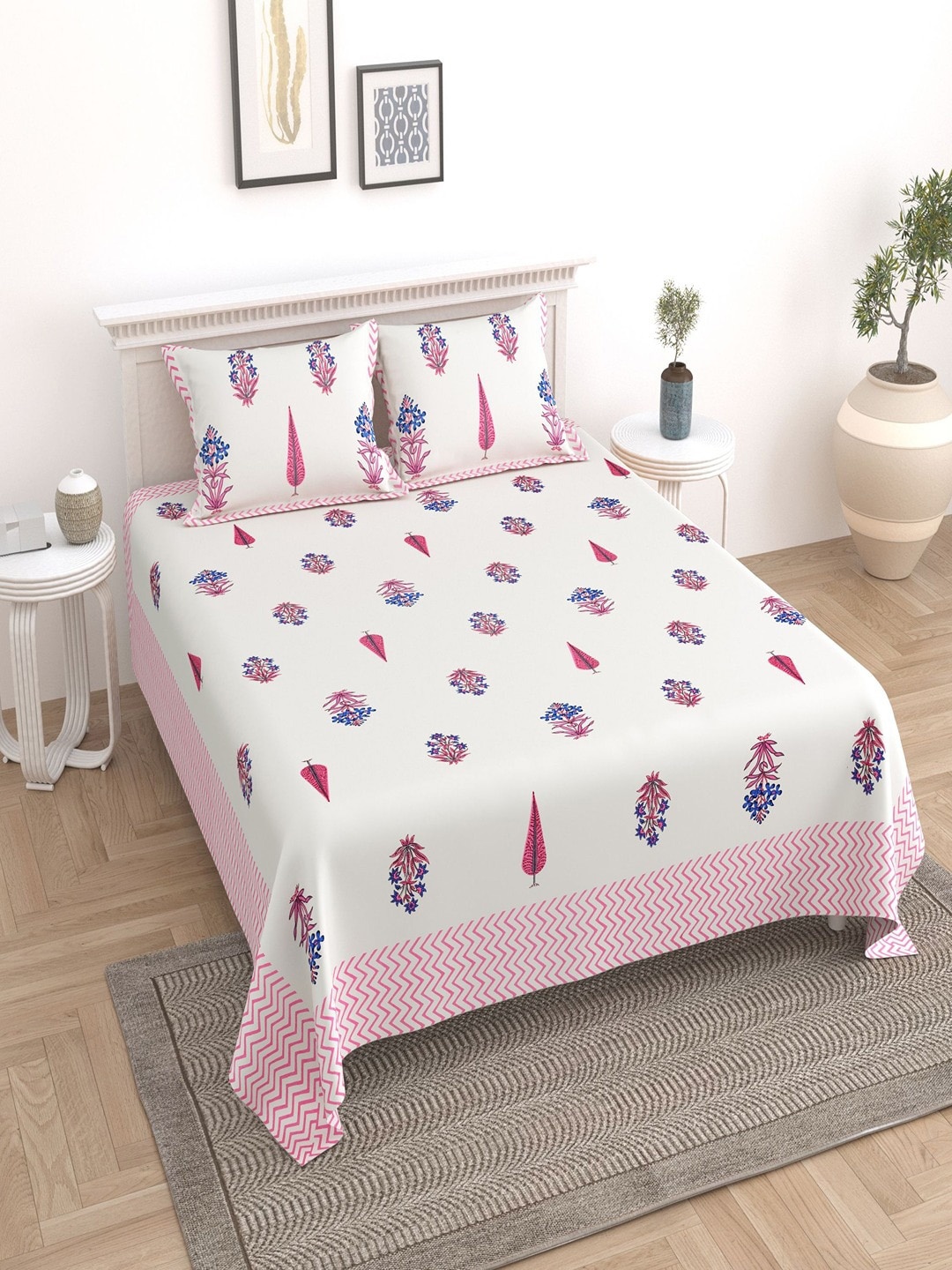 

UNIQCHOICE Pink & White Floral Pure Cotton 180 TC King Bedsheet With 2 Pillow Covers