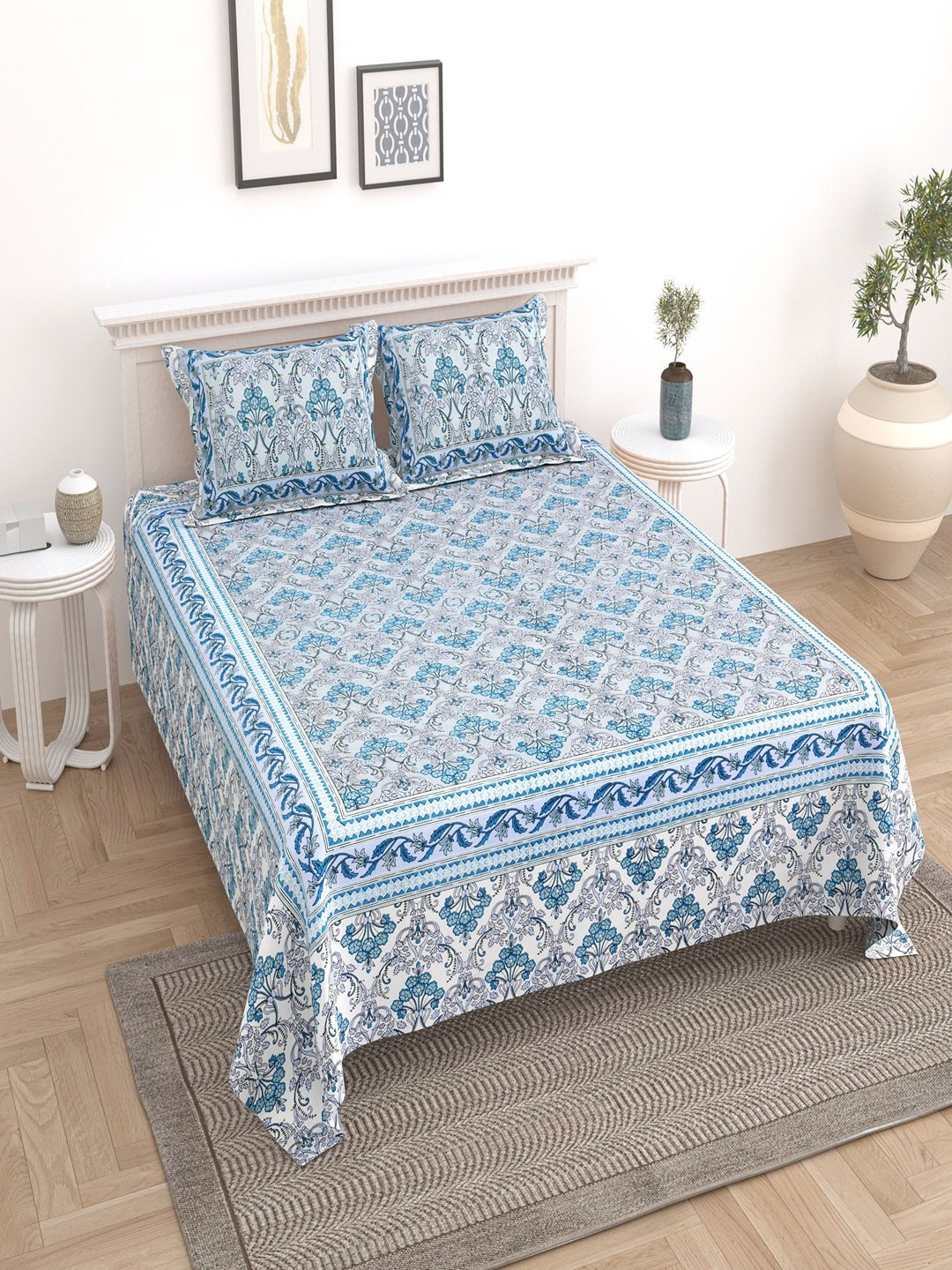

UNIQCHOICE Blue & White Floral Pure Cotton 180 TC King Bedsheet with 2 Pillow Covers