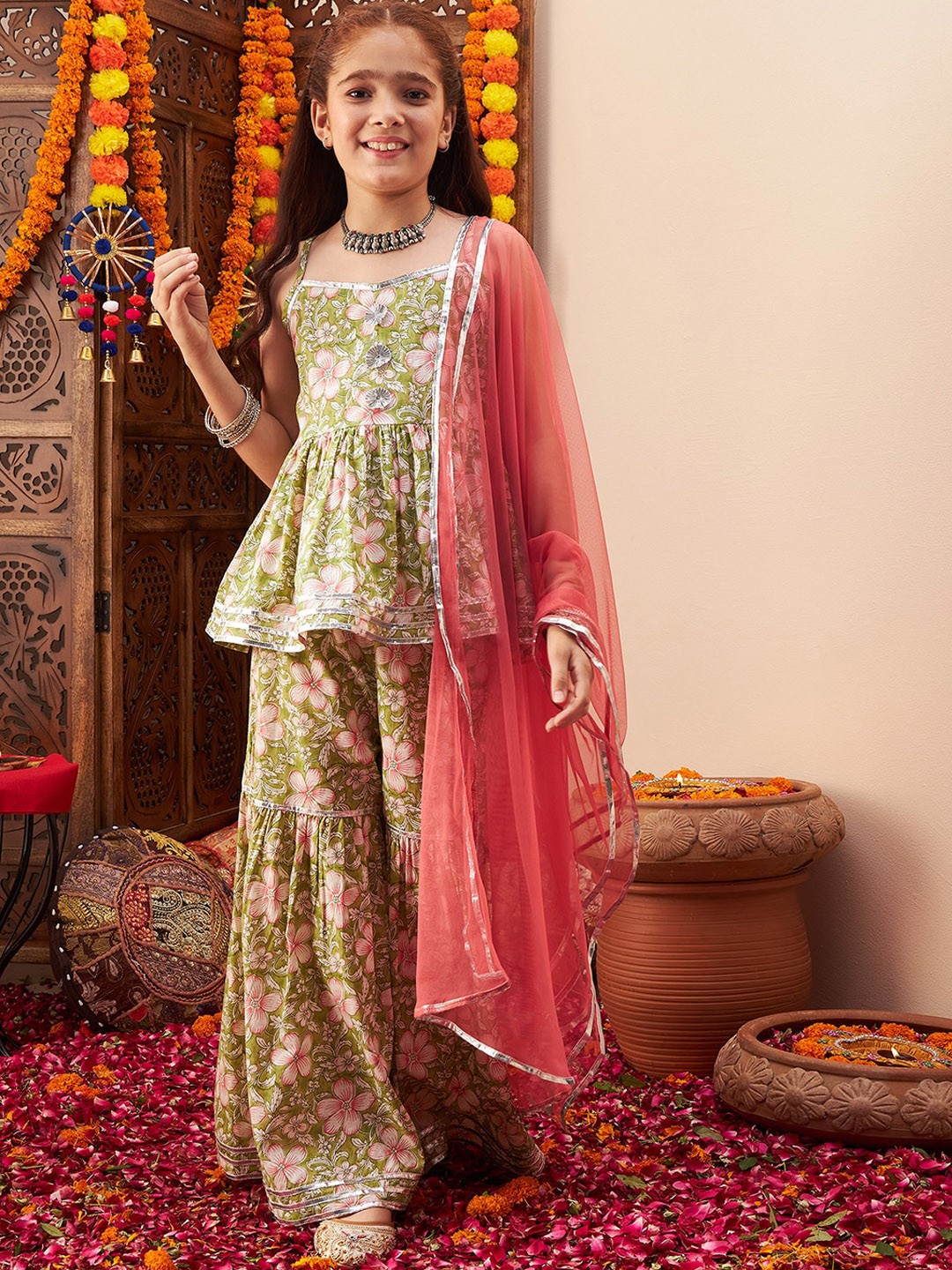 

Cherry & Jerry Girls Floral Printed Gotta Patti Pure Cotton Kurti with Sharara & Dupatta, Green