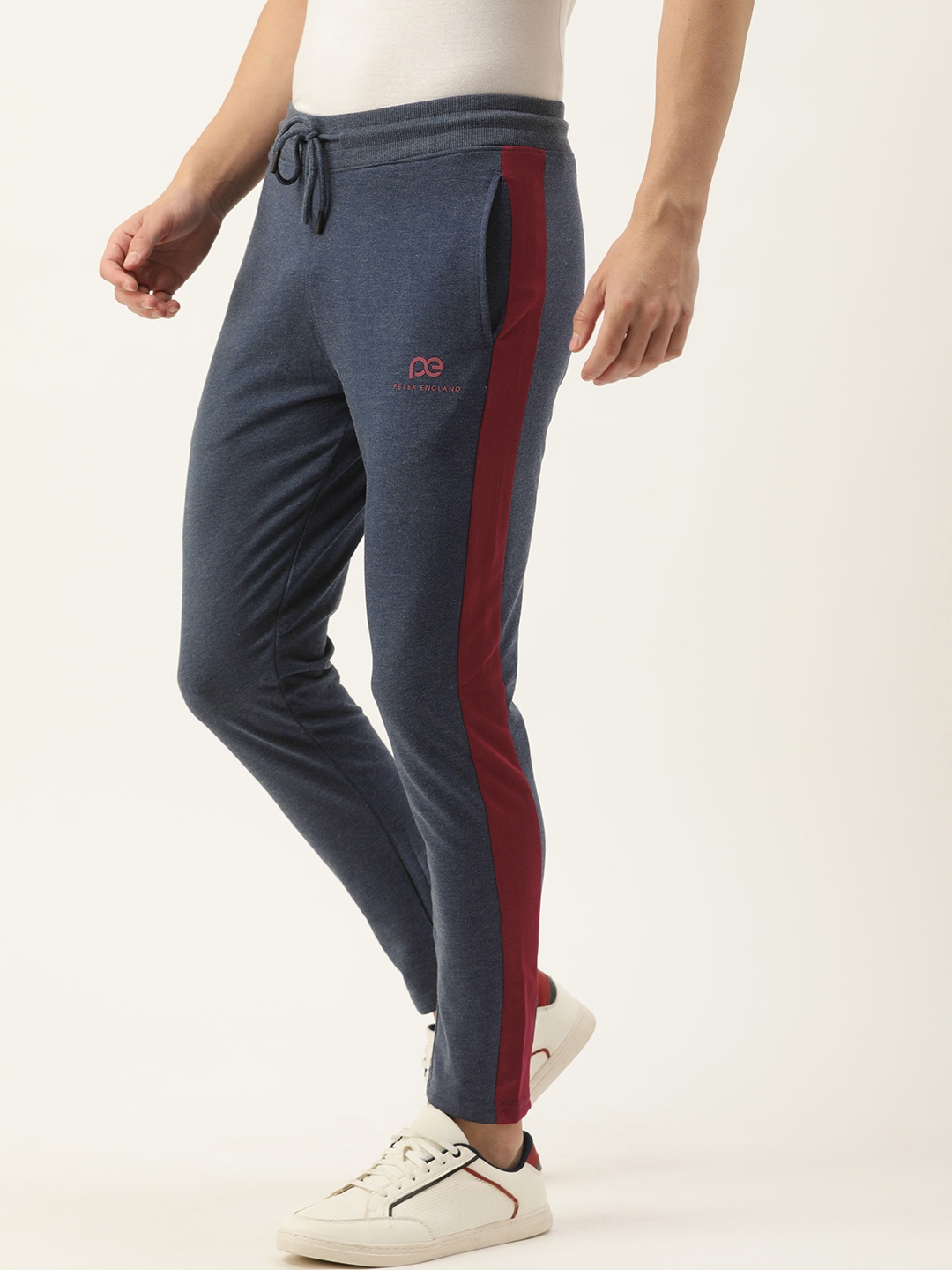

Peter England Men Solid Regular Fit Track Pants, Navy blue