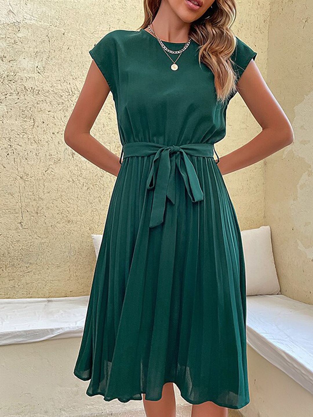 

StyleCast Green Belt Detailed Cap Sleeves A-Line Dress
