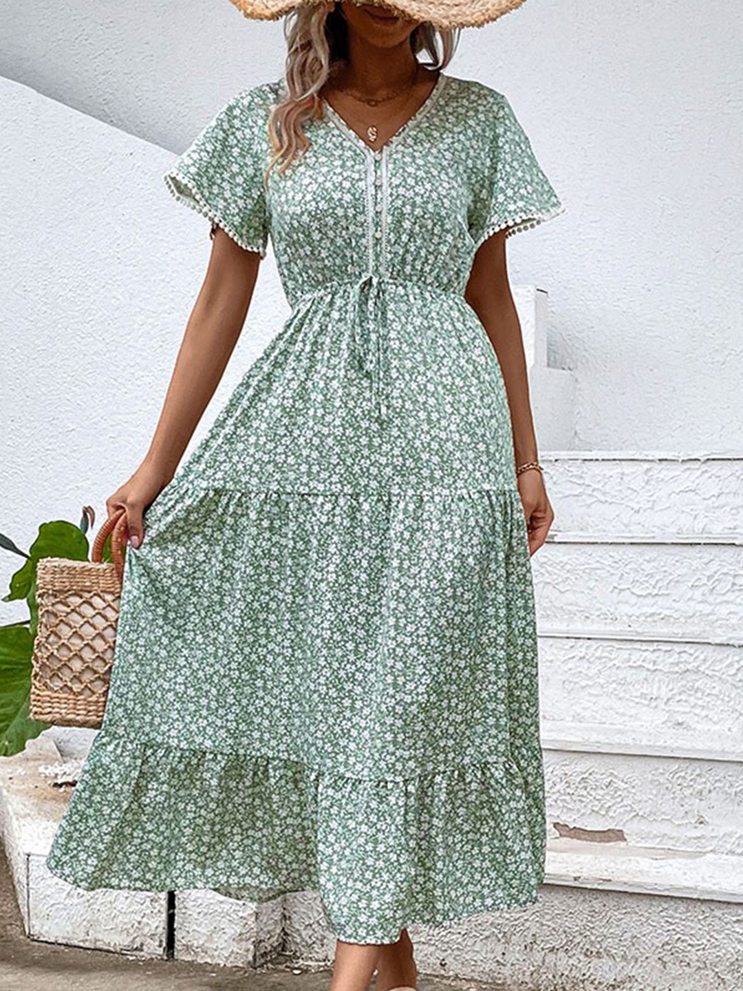 

StyleCast Green Floral Printed Tired Tie-Ups Fit & Flare Midi Dress