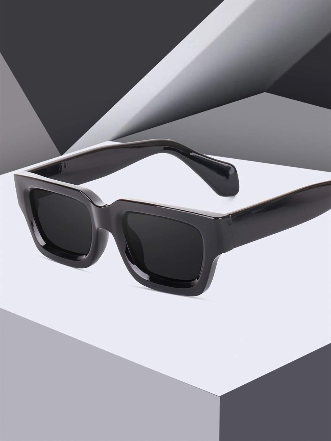 

Peter Jones Eyewear Unisex Square Sunglasses With UV Protected Lens 3659B, Black