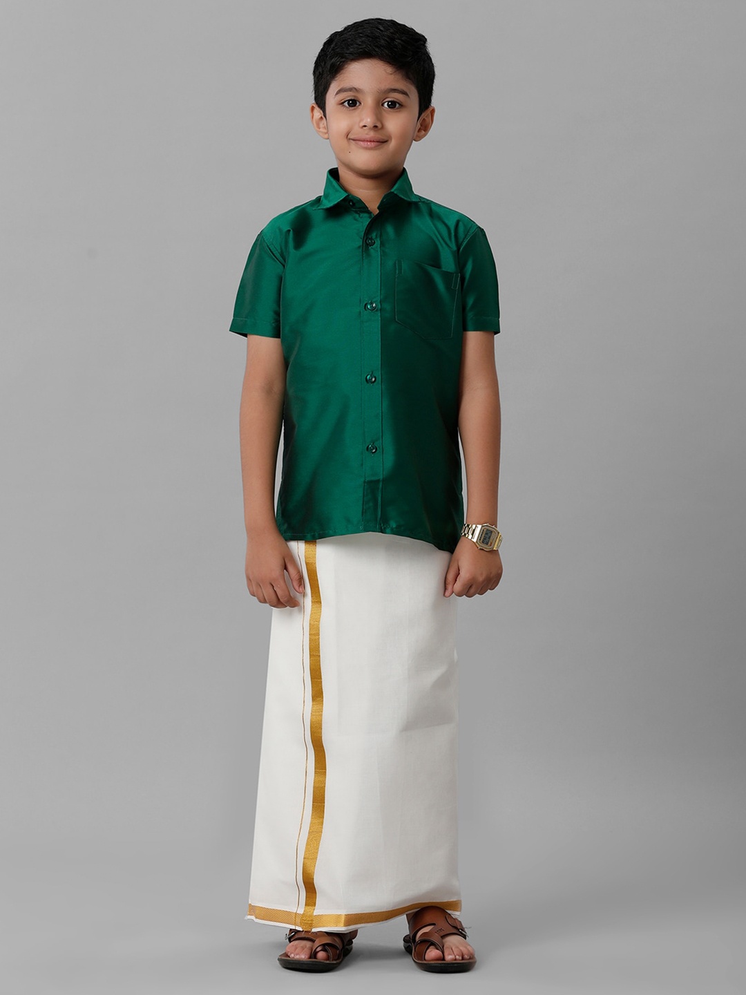 

Ramraj Boys Shirt Collar Short Sleeves Shirt & Adjustable Veshti, Green