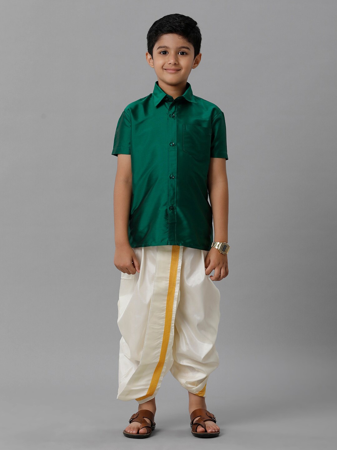 

Ramraj Boys Shirt Collar Shirt With Panchakacham, Green