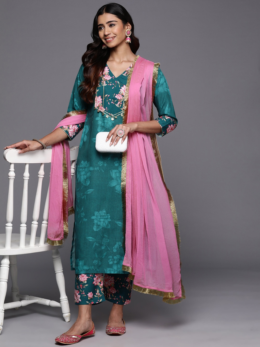 

Varanga Floral Printed Regular Kurta with Trousers & Dupatta, Teal