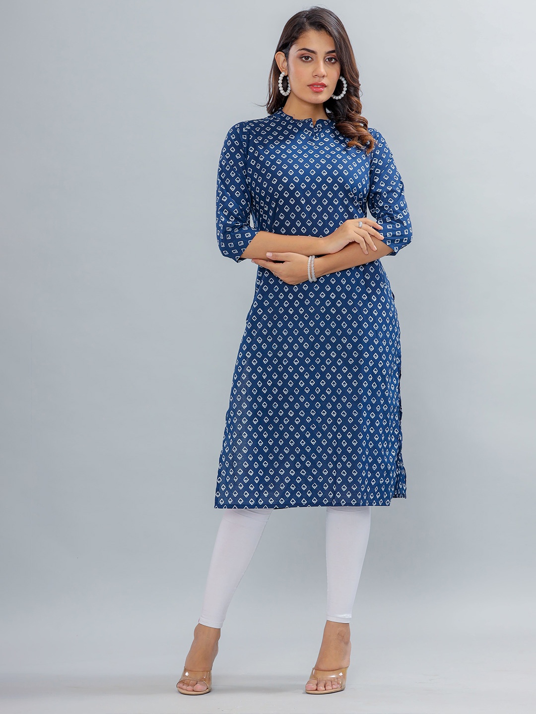 

ROOPWATI FASHION Geometric Printed Mandarin Collar Cotton Straight Kurta, Navy blue