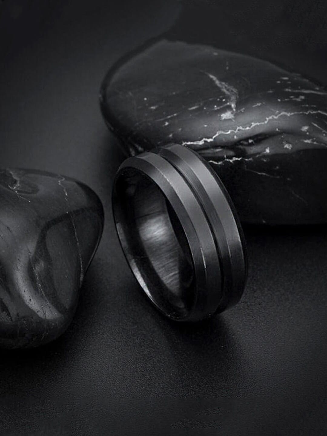 

WROGN Men Stainless Steel Band Finger Ring, Black