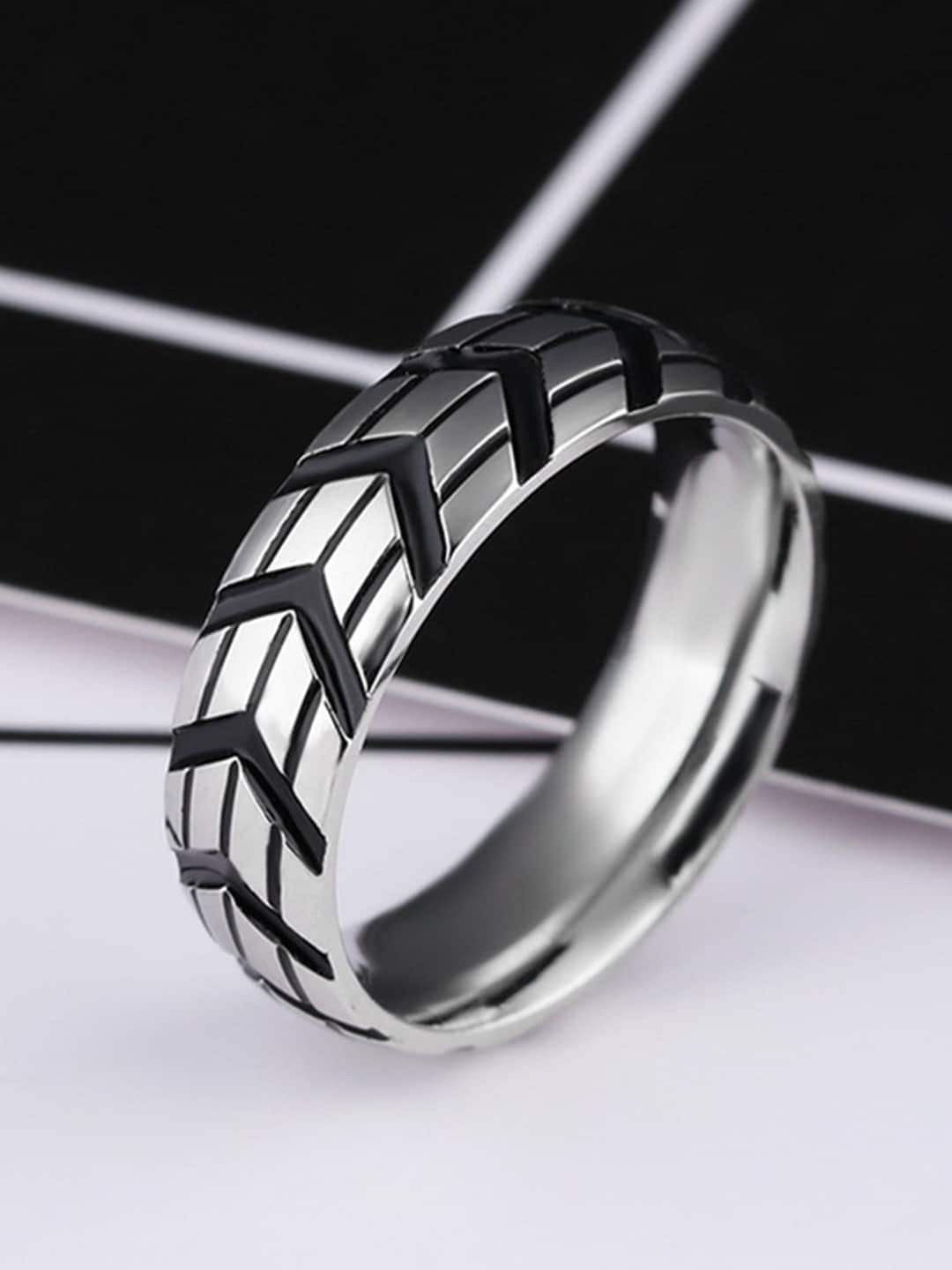 

WROGN Silver-Plated Enameled Finger Ring