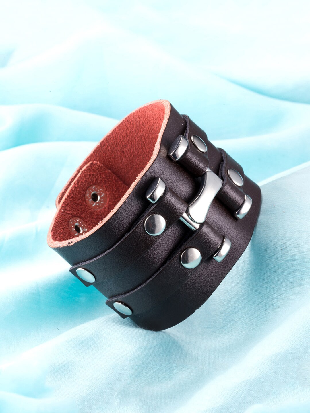 

WROGN Men Leather Wraparound Bracelet, Coffee brown