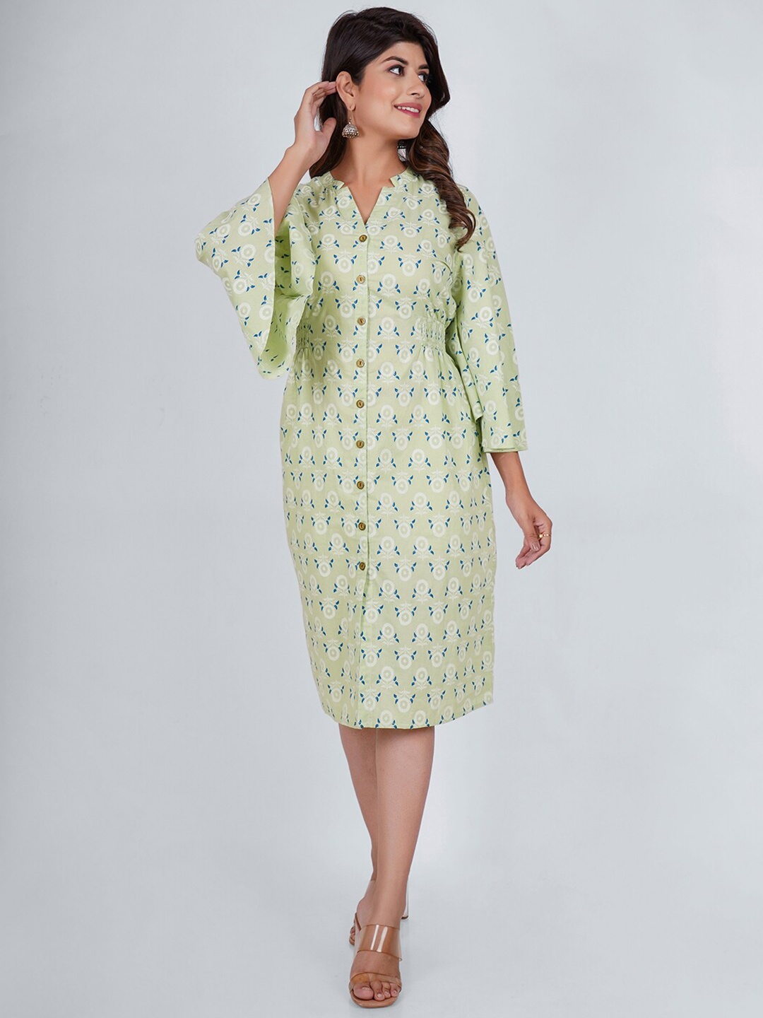 

PUKHYA Floral Printed Mandarin Collar Flared Sleeves Cotton Shirt Dress, Green