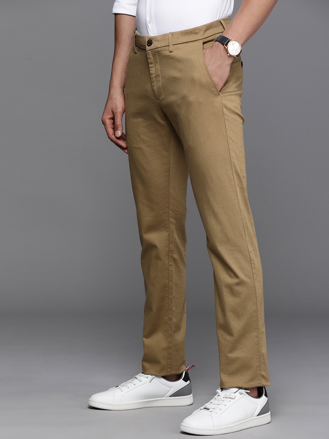 

Allen Solly Men Slim Fit Chinos Trousers, Khaki