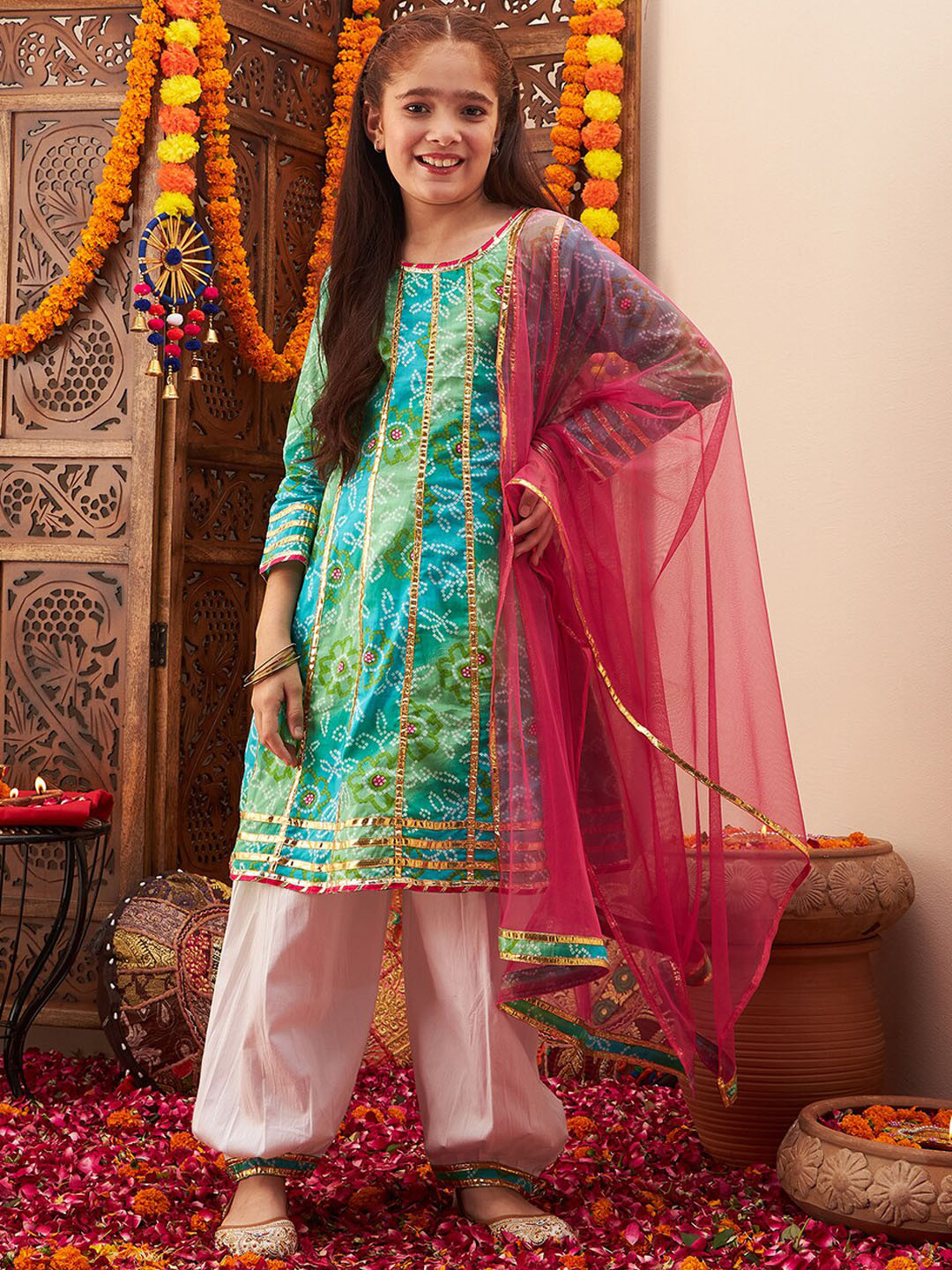 

Cherry & Jerry Girls Bandhani Printed Gotta Patti A-Line Kurta With Salwar & Dupatta, Green